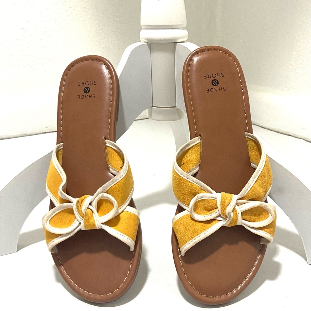 Shade and Shore Lorelei Size 8 Yellow Sandals with Bow